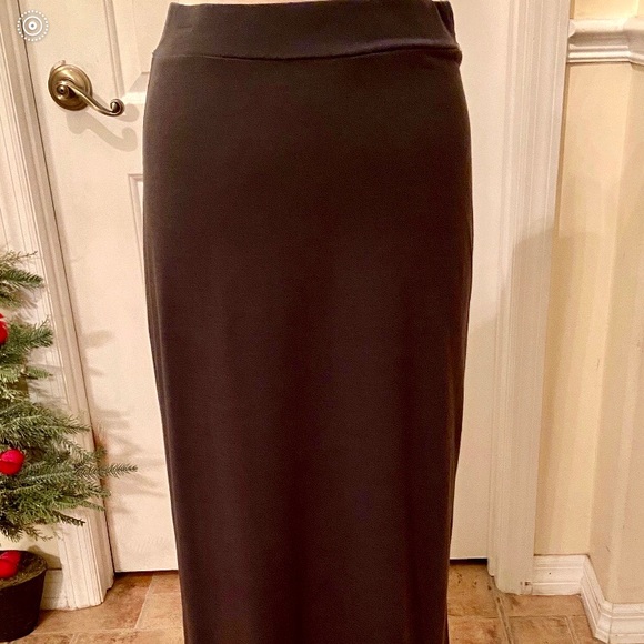 Ladies Charlotte Russe Grey Maxi Skirt Sz Medium - Picture 1 of 3